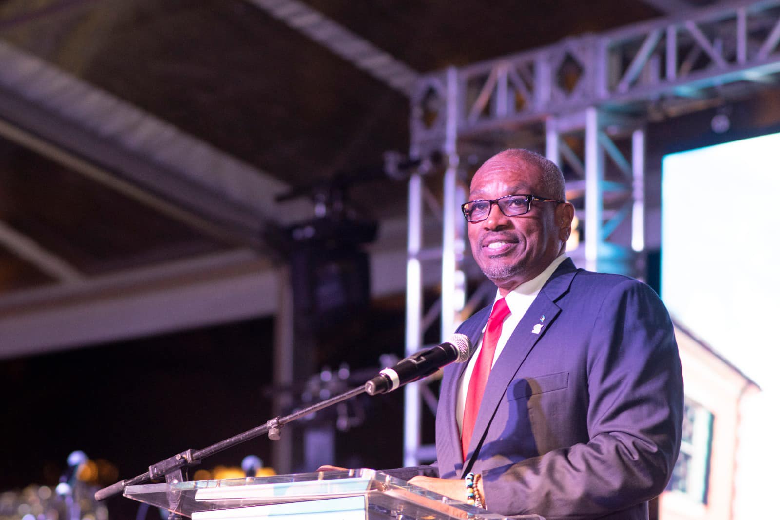 KONTAKT PRIME MINISTER visual data 4